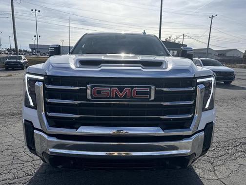 2025 GMC Sierra 2500 SLT