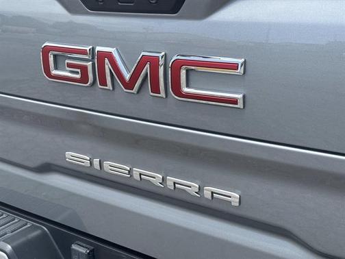 Sterling 2023 GMC Sierra 1500 SLT