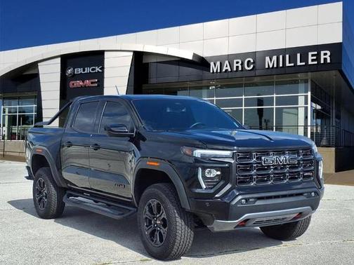 2023 GMC Canyon AT4
