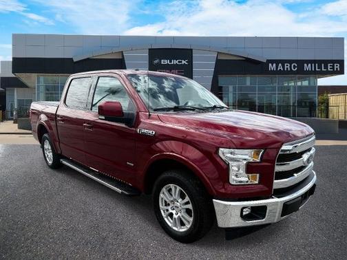 Ruby Red Metallic Tinted Clearcoat 2017 Ford F-150 XL