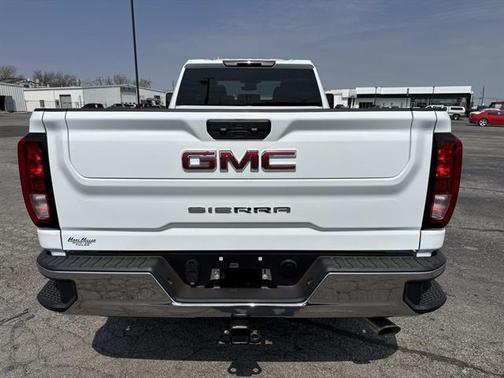 Summit White 2026 GMC Sierra 2500 Pro