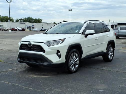 2021 Toyota RAV4 XLE Premium