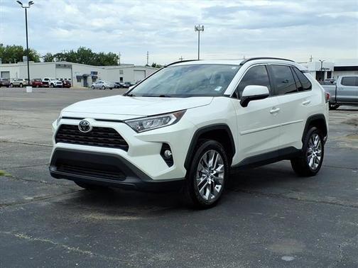 2021 Toyota RAV4 XLE Premium