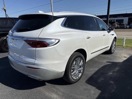 2023 Buick Enclave Premium