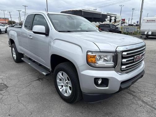 Quicksilver Metallic 2017 GMC Canyon SLE