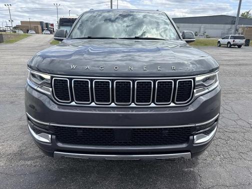 Metallic 2022 Jeep Wagoneer Series III