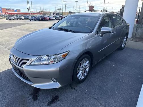 2015 Lexus ES 300h Base
