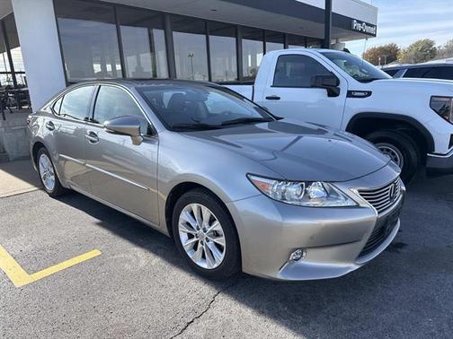 2015 Lexus ES 300h Base