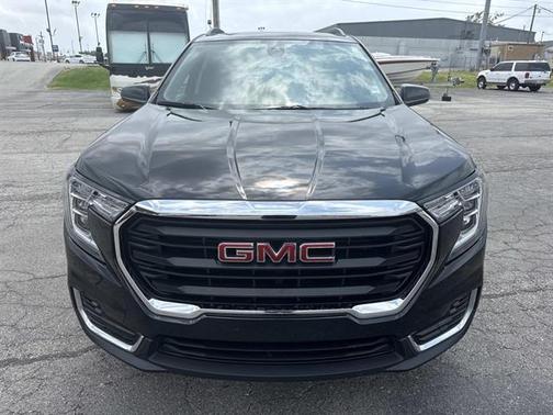 Ebony Twilight Metallic 2023 GMC Terrain SLE