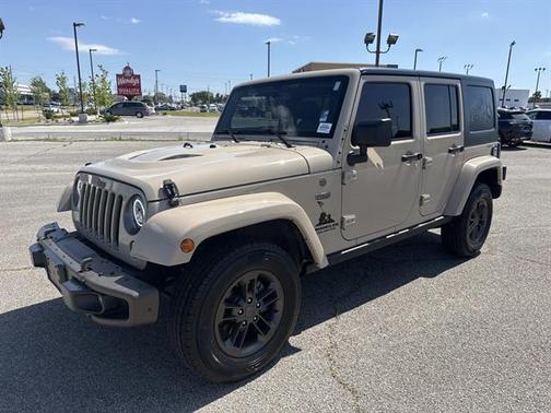 Mojave / Sand 2016 Jeep Wrangler Unlimited Sahara