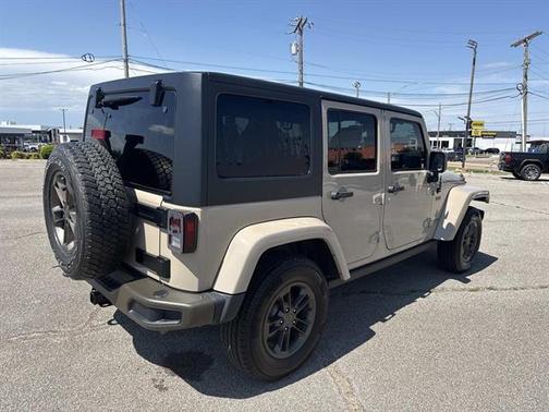 Mojave / Sand 2016 Jeep Wrangler Unlimited Sahara
