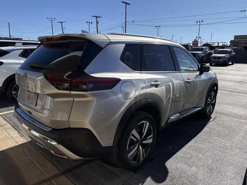 2023 Nissan Rogue Platinum