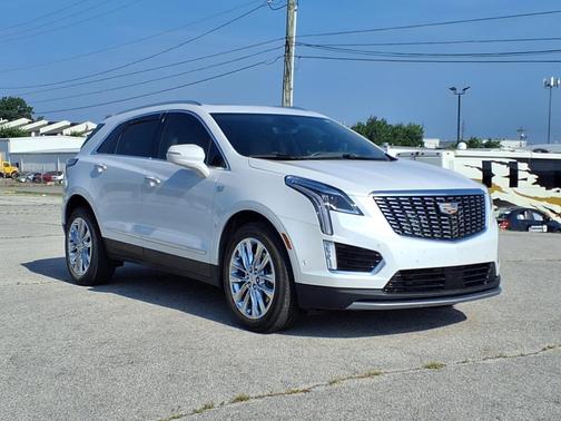 2022 Cadillac XT5 Premium Luxury