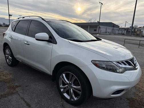 Glacier Pearl 2011 Nissan Murano LE