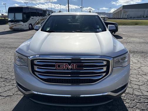 2018 GMC Acadia SLE-2