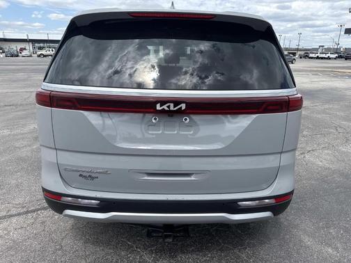 Ceramic Silver 2022 Kia Carnival EX