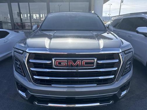 2025 GMC Yukon Elevation