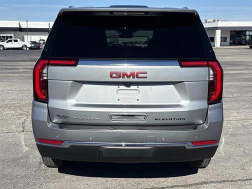 2025 GMC Yukon Elevation