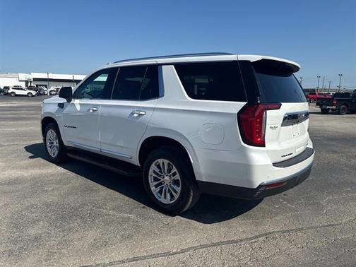 2024 GMC Yukon SLT