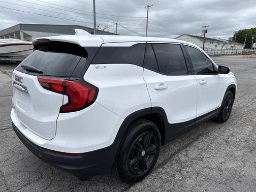 Summit White 2020 GMC Terrain SLE