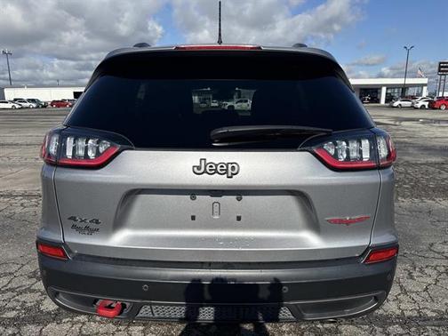 2021 Jeep Cherokee Trailhawk