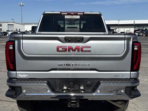2026 GMC Sierra 2500 SLT