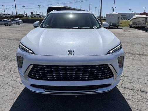 White Tri-Coat 2026 Buick Envision Avenir