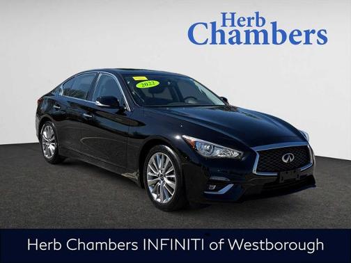 2022 INFINITI Q50 LUXE