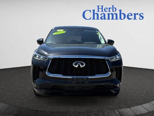 2025 INFINITI QX60 PURE