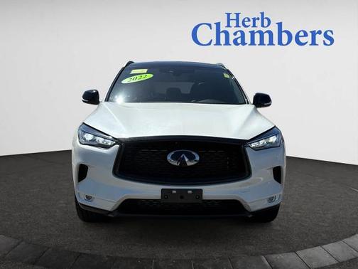 2022 INFINITI QX50 LUXE