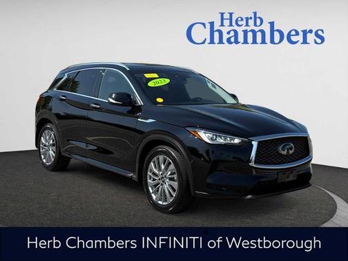 2023 INFINITI QX50 LUXE