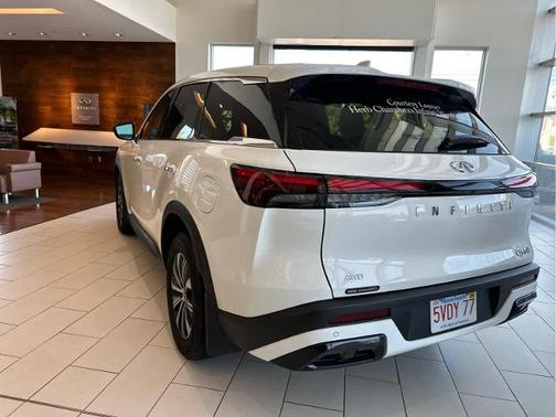 2025 INFINITI QX60 PURE