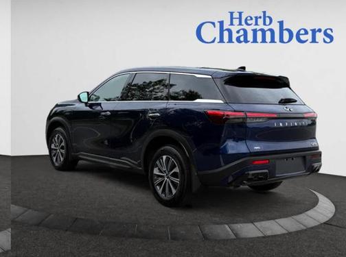 2025 INFINITI QX60 PURE
