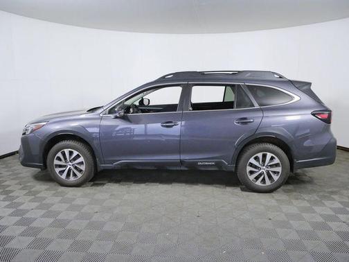 Magnetite Gray Metallic 2024 Subaru Outback Premium