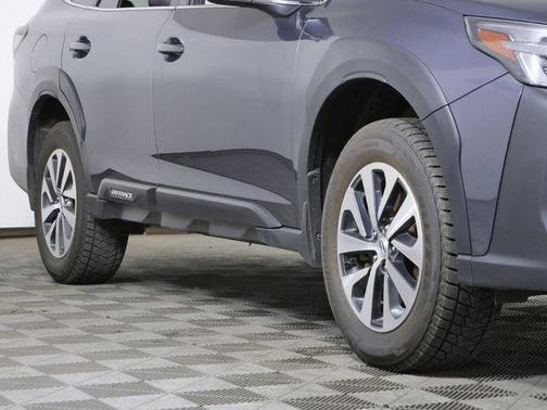 Magnetite Gray Metallic 2024 Subaru Outback Premium