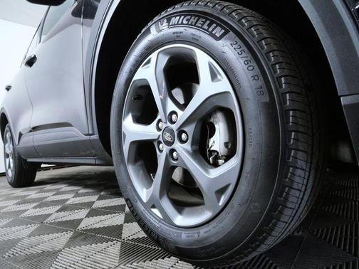 Agate Black Metallic 2025 Ford Escape ST-Line