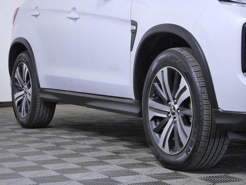 White Diamond 2025 Mitsubishi Outlander Sport 2.0 ES