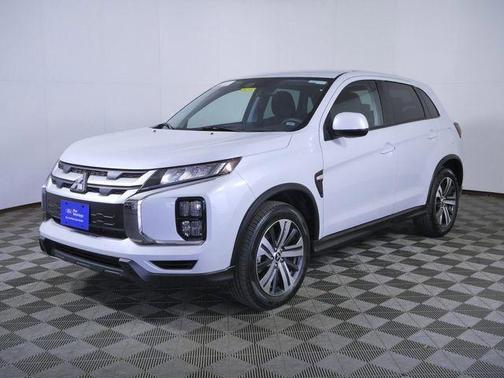 White Diamond 2025 Mitsubishi Outlander Sport 2.0 ES
