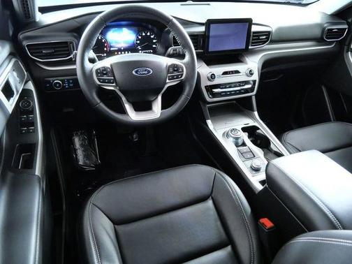 Gray Metallic 2024 Ford Explorer XLT