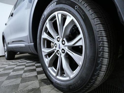 Gray Metallic 2024 Ford Explorer XLT