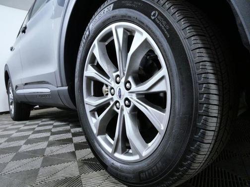 Gray Metallic 2024 Ford Explorer XLT