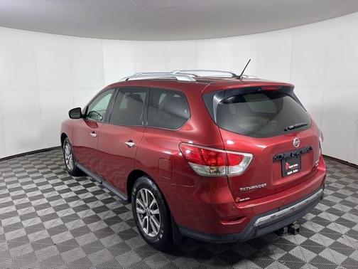 2015 Nissan Pathfinder SV