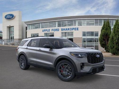 Gray Metallic 2026 Ford Explorer ST-Line