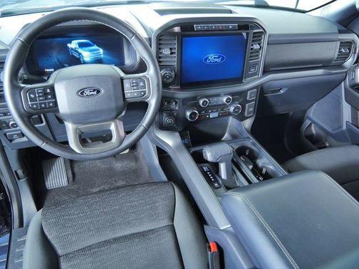 Agate Black Metallic 2024 Ford F-150 XLT