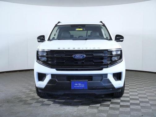 Oxford White 2025 Ford Expedition Active