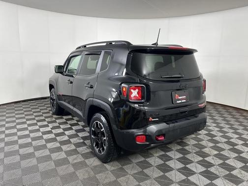 2023 Jeep Renegade Trailhawk