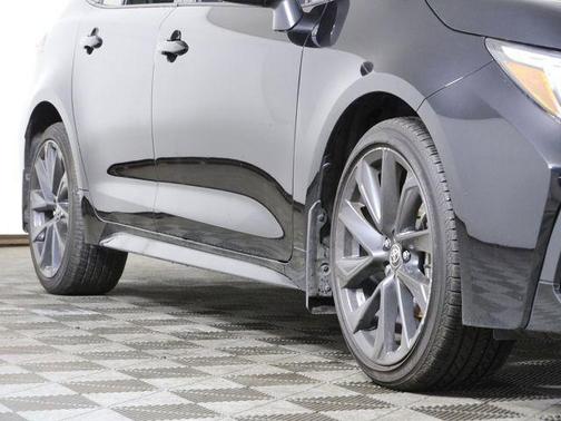 Midnight Black Metallic 2024 Toyota Corolla XSE