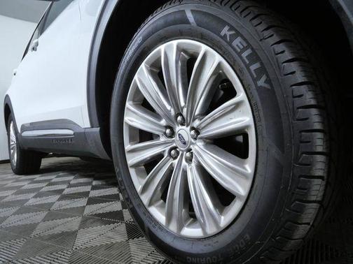 Star White 2020 Ford Explorer Limited