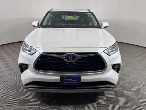 2020 Toyota Highlander Hybrid Platinum