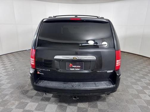 2012 Chrysler Town & Country Limited